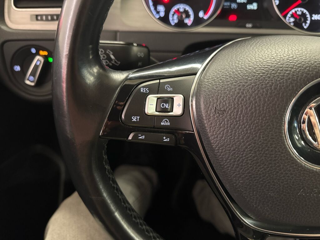 Volkswagen Golf 2015 Hopea