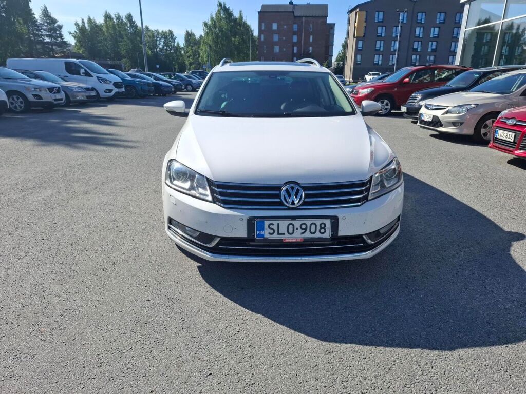 Volkswagen Passat 2014 Valkoinen