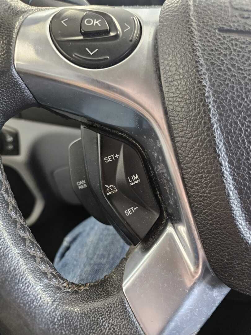 Ford Transit 2015 Sininen