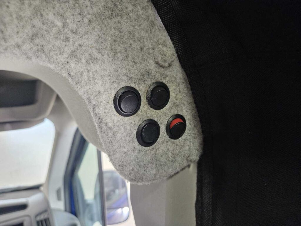 Ford Transit 2015 Sininen