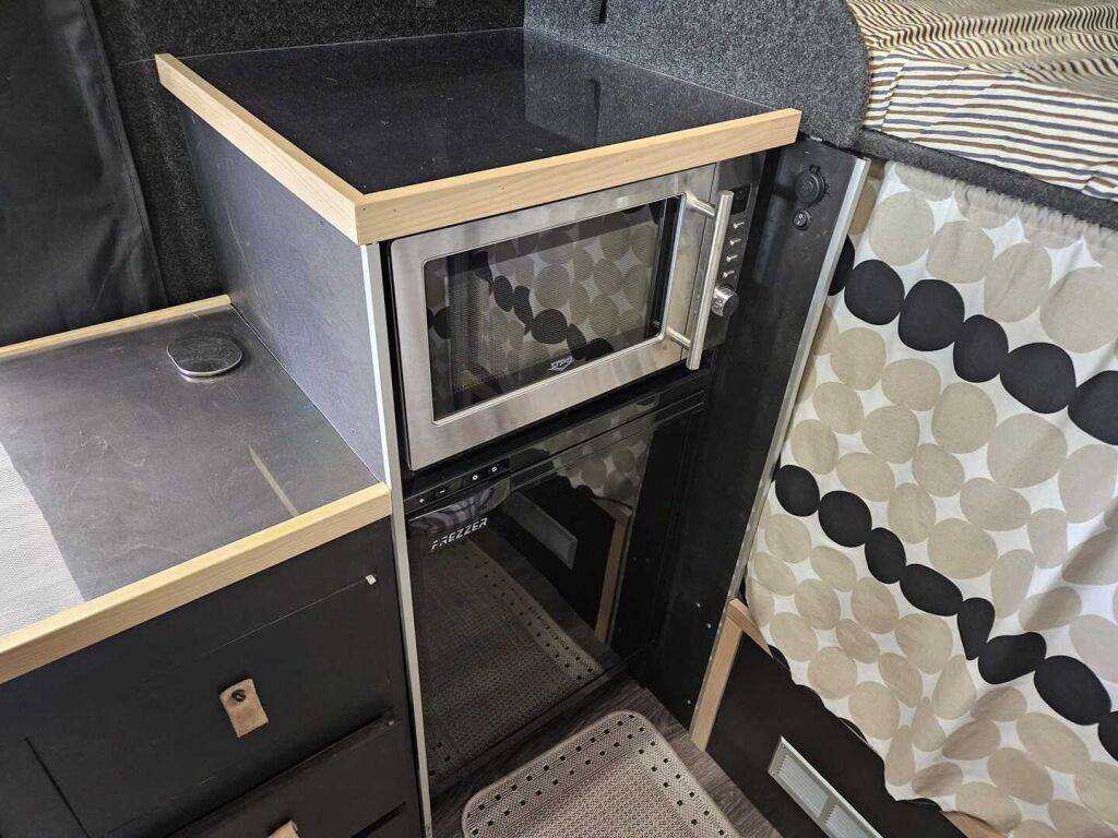 Ford Transit 2015 Sininen