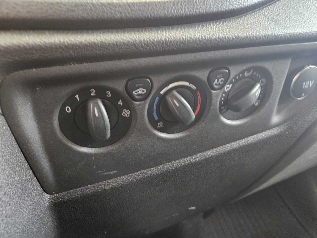 Ford Transit 2015 Sininen