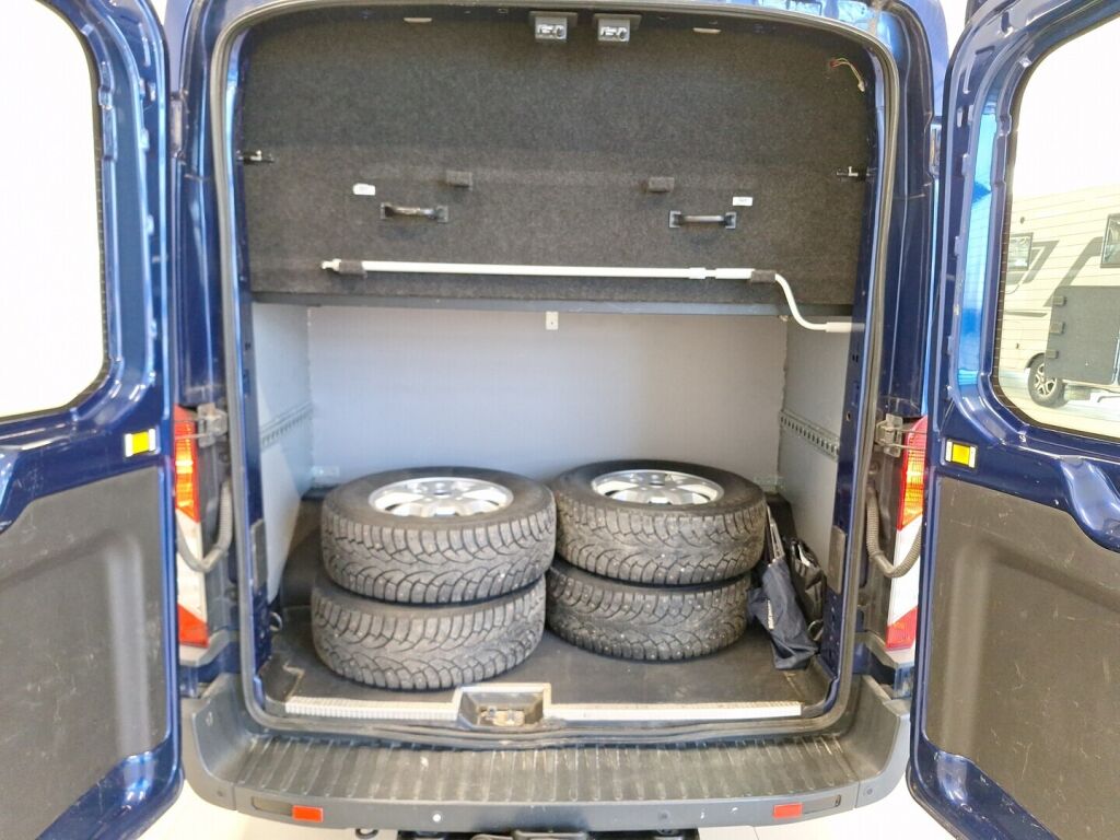 Ford Transit 2015 Sininen