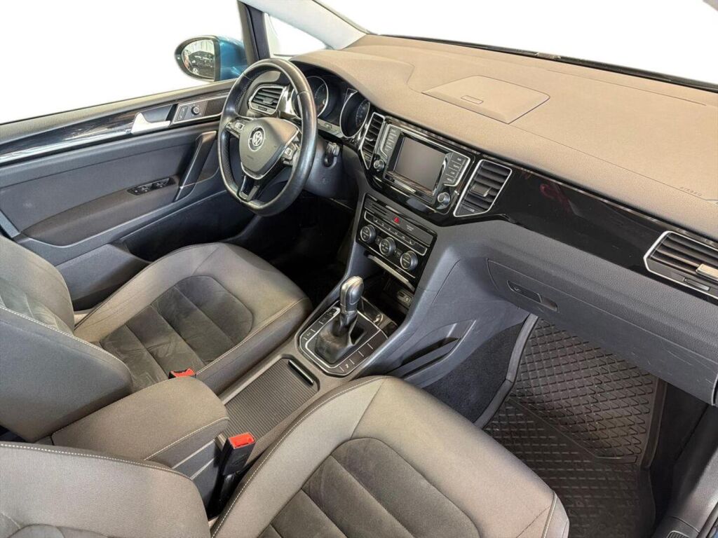 Volkswagen Golf Sportsvan 2015 Sininen