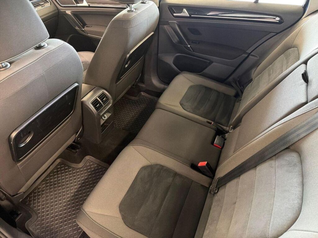 Volkswagen Golf Sportsvan 2015 Sininen