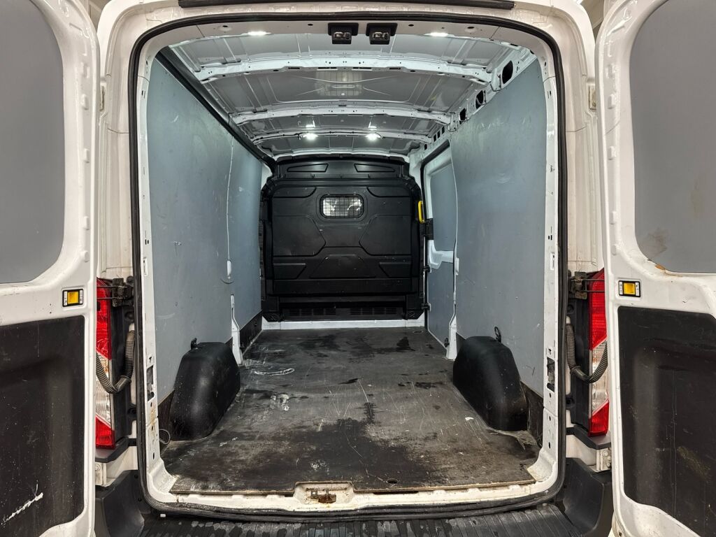 Ford Transit 2015 Valkoinen