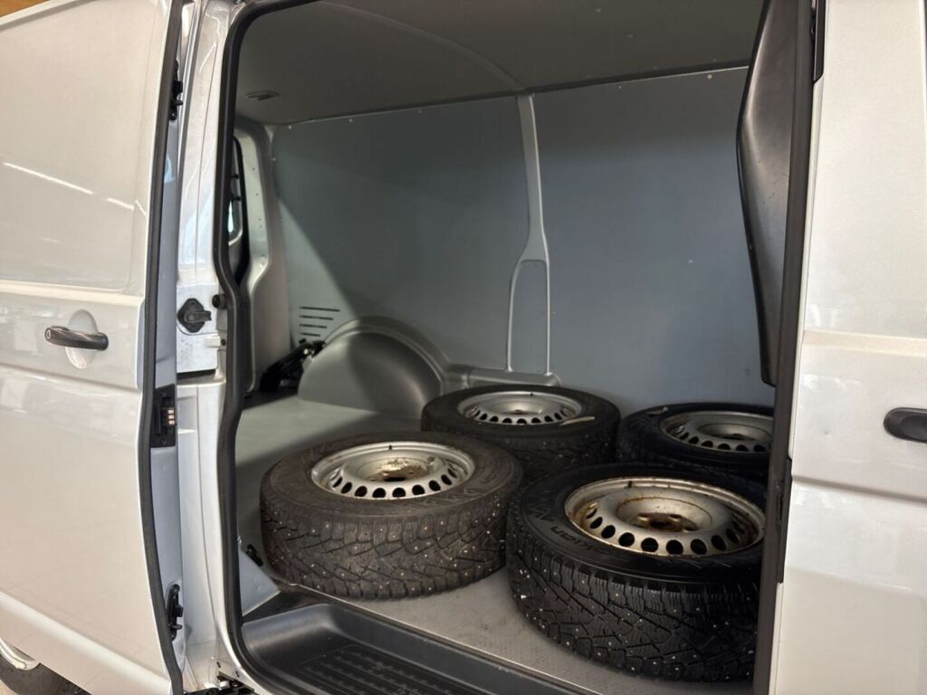Volkswagen Transporter 2015, kuva 6/23
