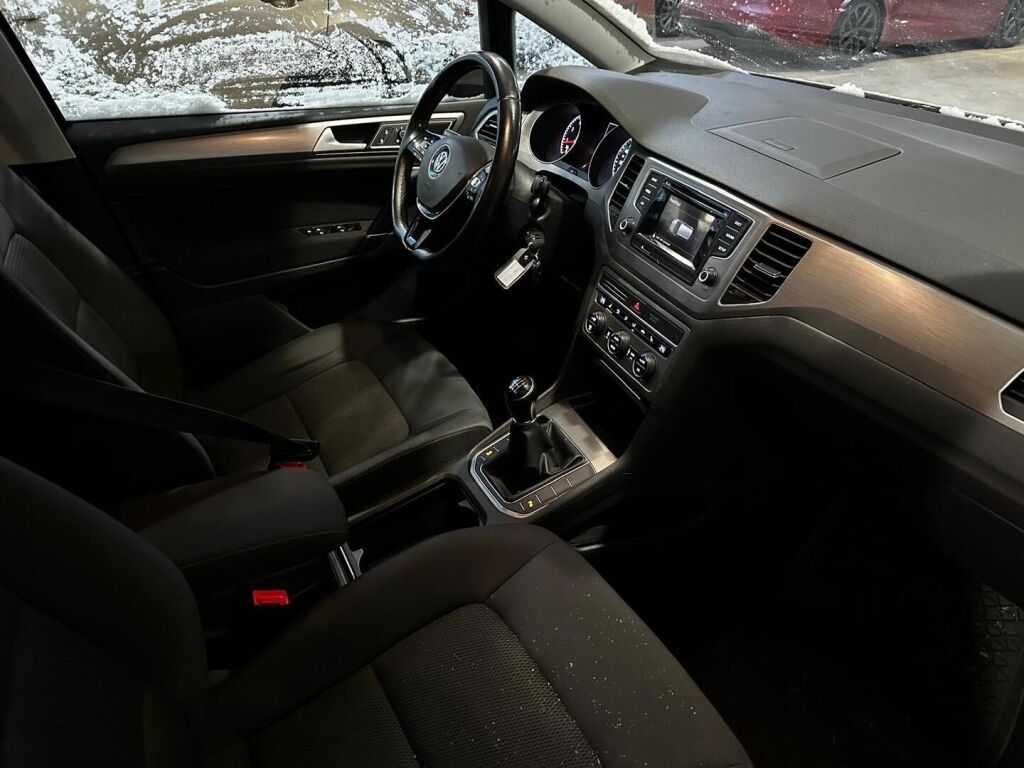 Volkswagen Golf Sportsvan 2014 Ruskea (beige)