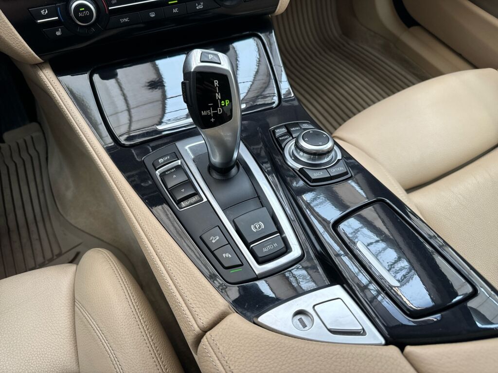 BMW 520 2014 Harmaa