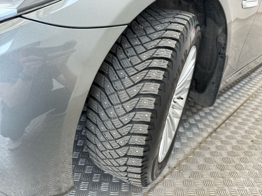 BMW 520 2014 Harmaa