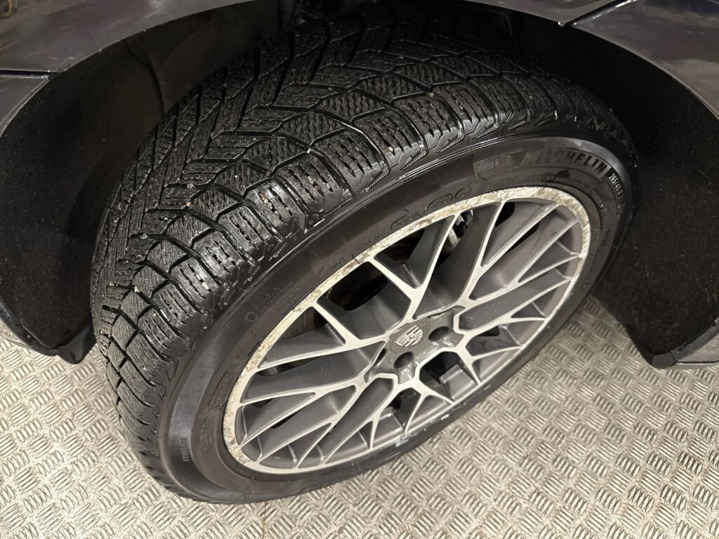 Porsche Macan 2015 Musta