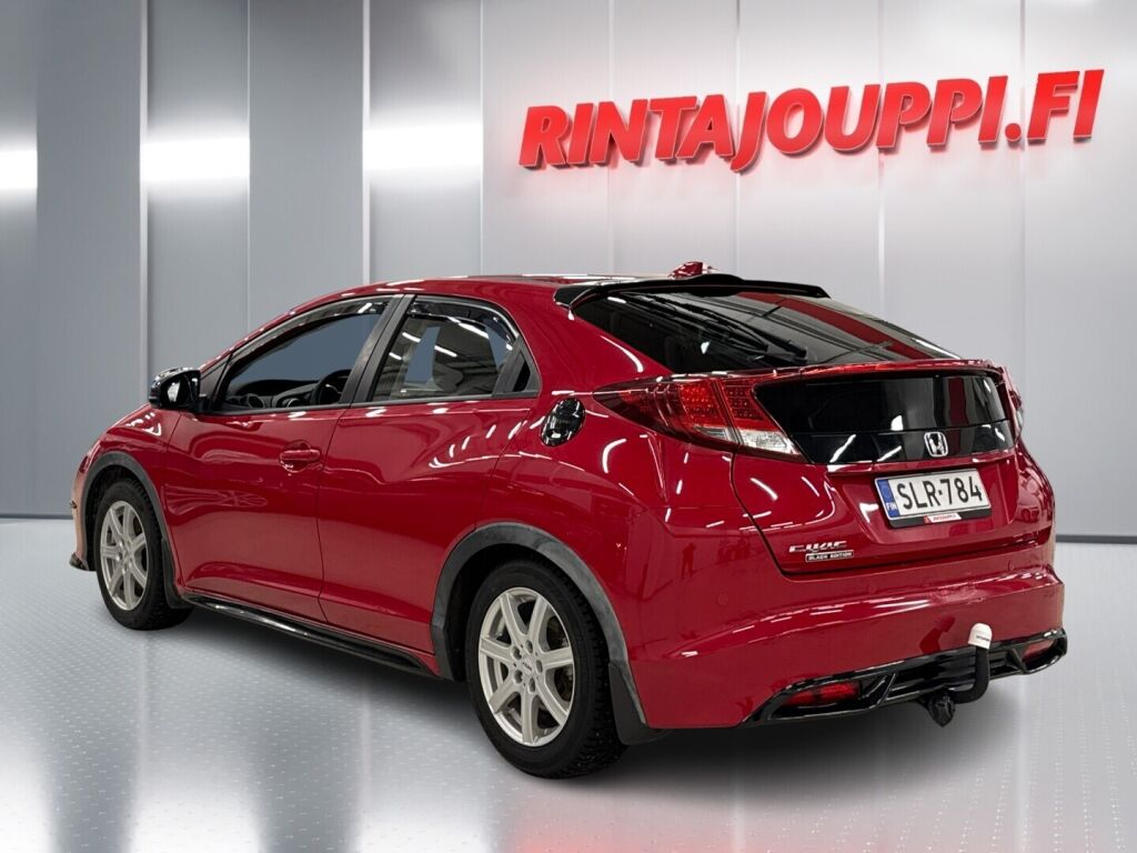 Honda Civic 2015 Punainen