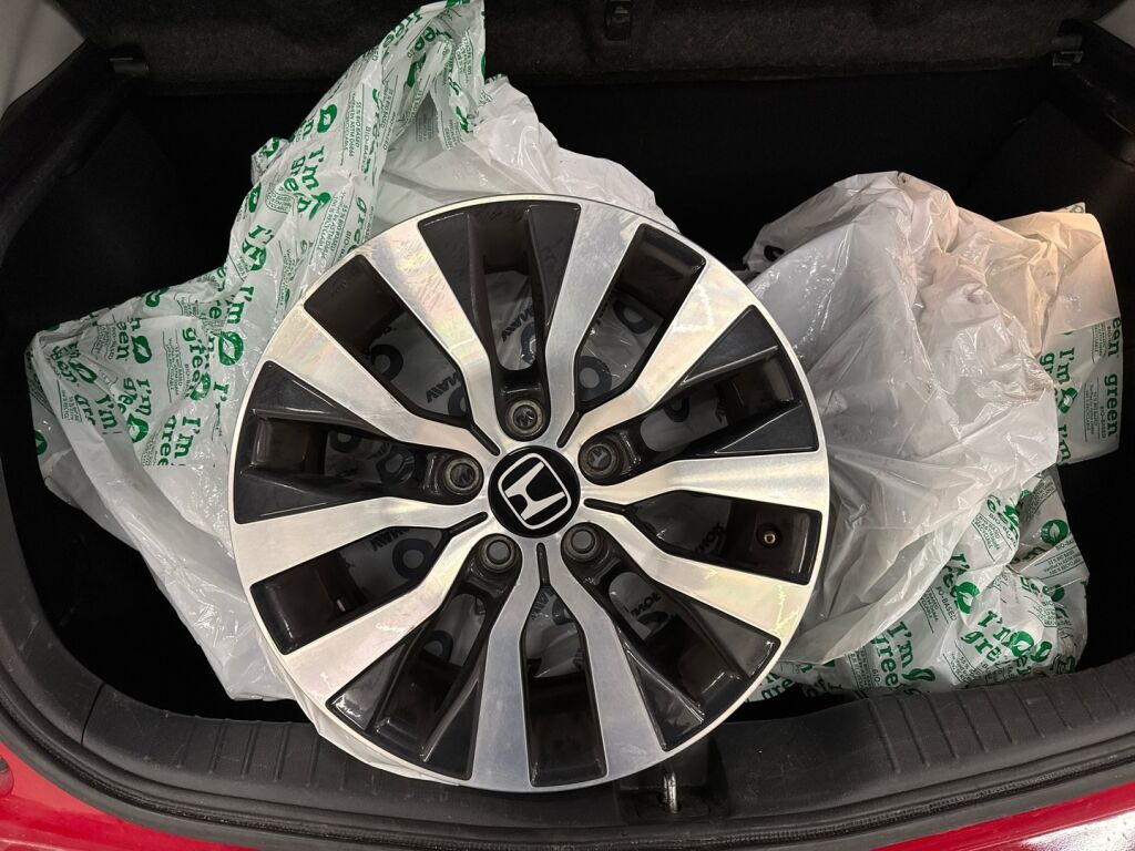 Honda Civic 2015 Punainen