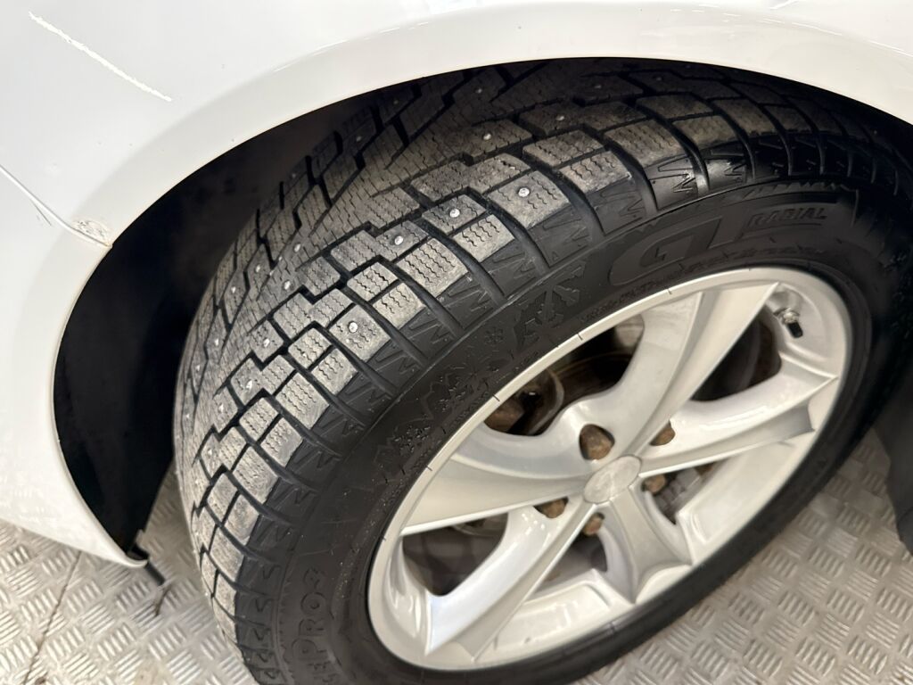 Opel Insignia 2015 Valkoinen