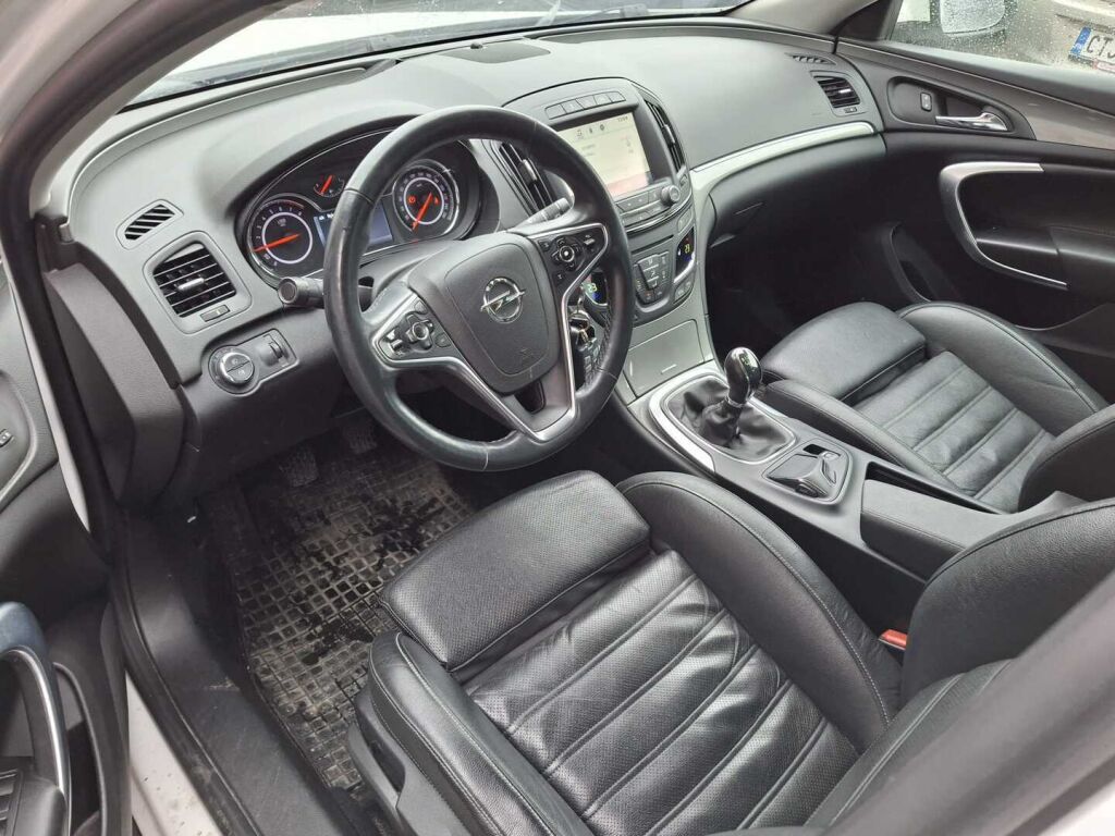 Opel Insignia 2015 Valkoinen