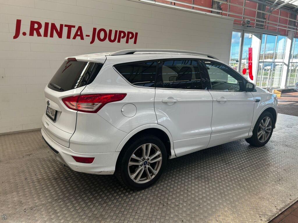 Ford Kuga 2015 Valkoinen