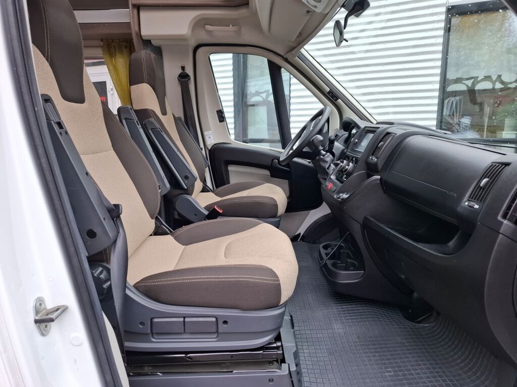 Kabe Travel Master Classic 740 T 2016 Valkoinen