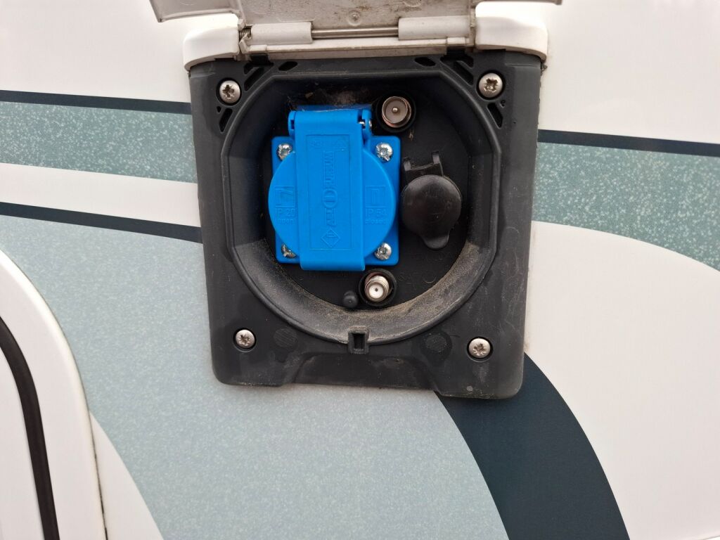 Kabe Travel Master Classic 740 T 2016 Valkoinen