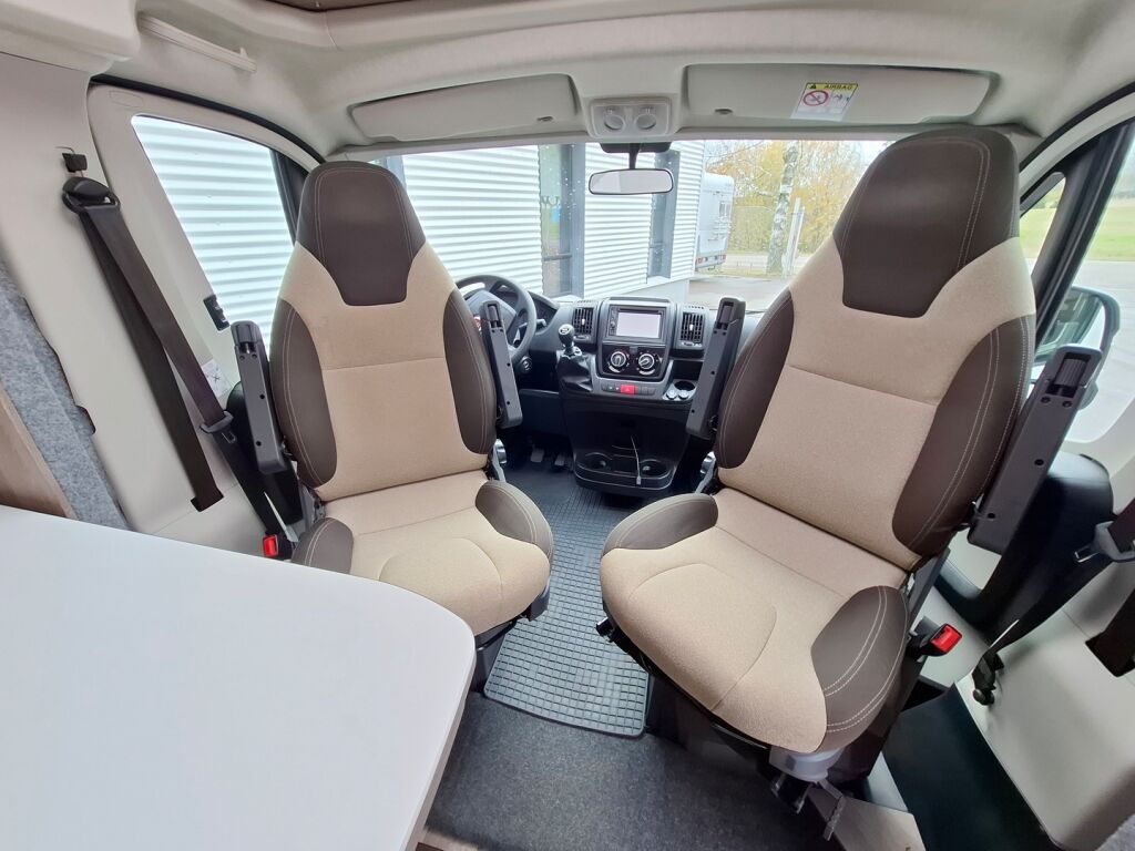 Kabe Travel Master Classic 740 T 2016 Valkoinen