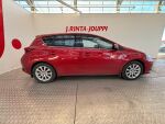 Toyota Auris 2015 Punainen