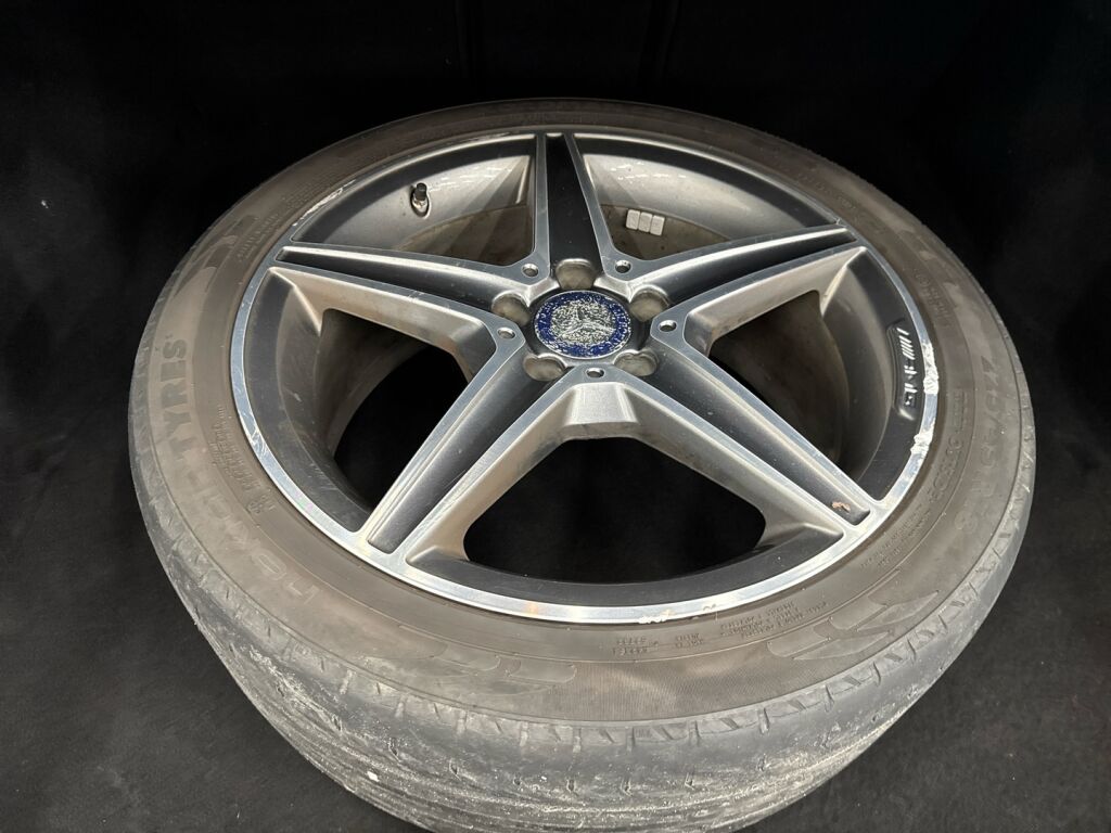 Mercedes-Benz C 2015 Musta