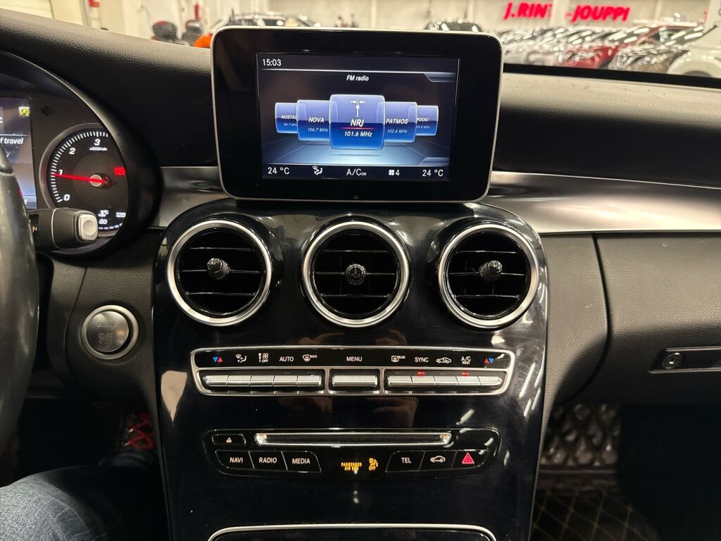 Mercedes-Benz C 2015 Musta