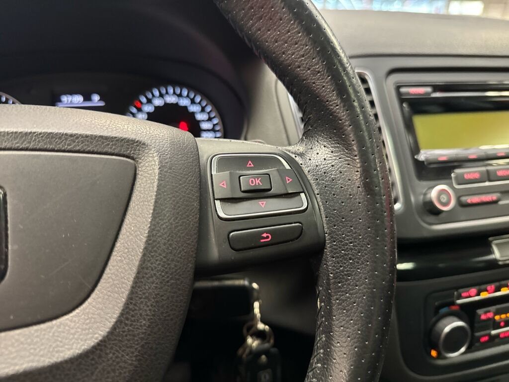 Seat Alhambra 2012 Harmaa