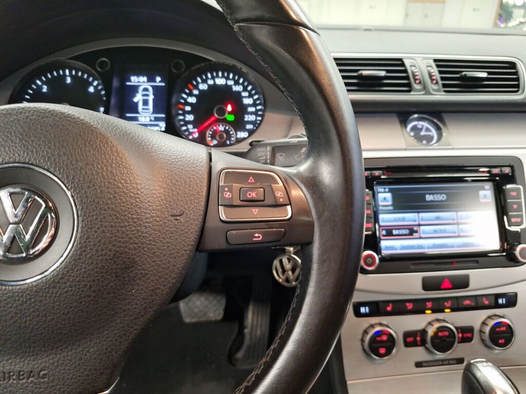 Volkswagen CC 2013 Punainen