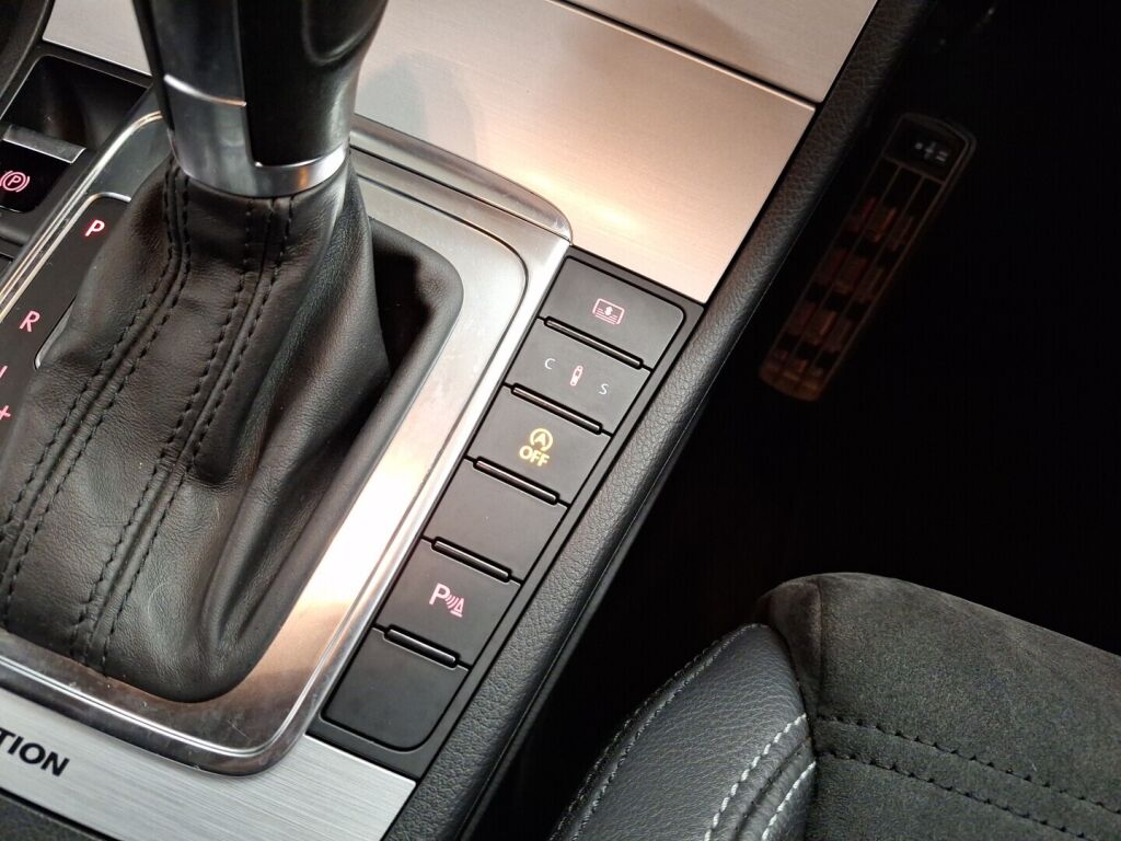 Volkswagen CC 2013 Punainen