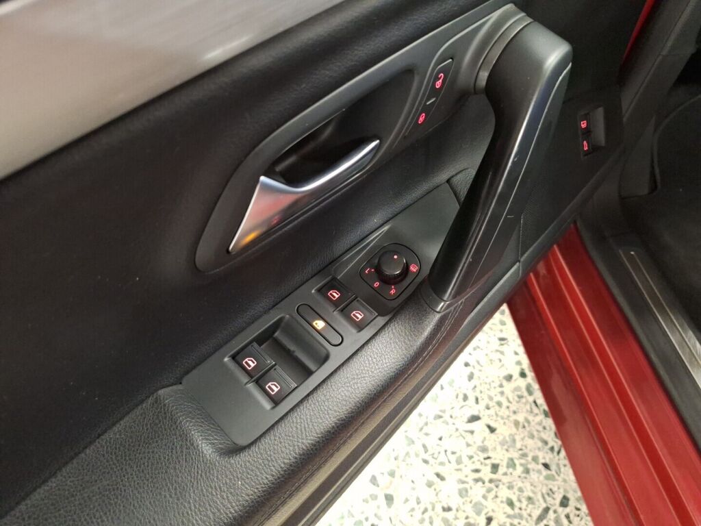 Volkswagen CC 2013 Punainen