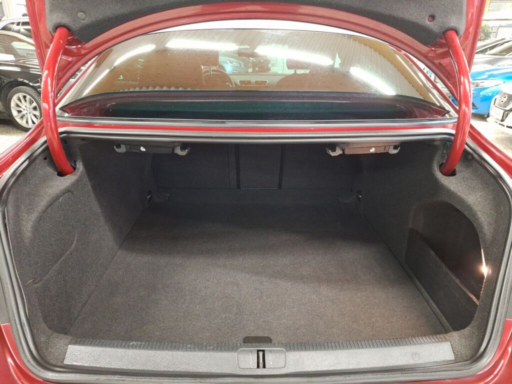 Volkswagen CC 2013 Punainen