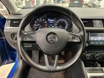 Skoda Octavia 2016 Sininen