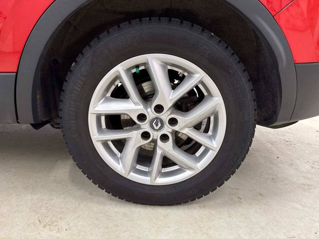 Renault Kadjar 2015 Punainen