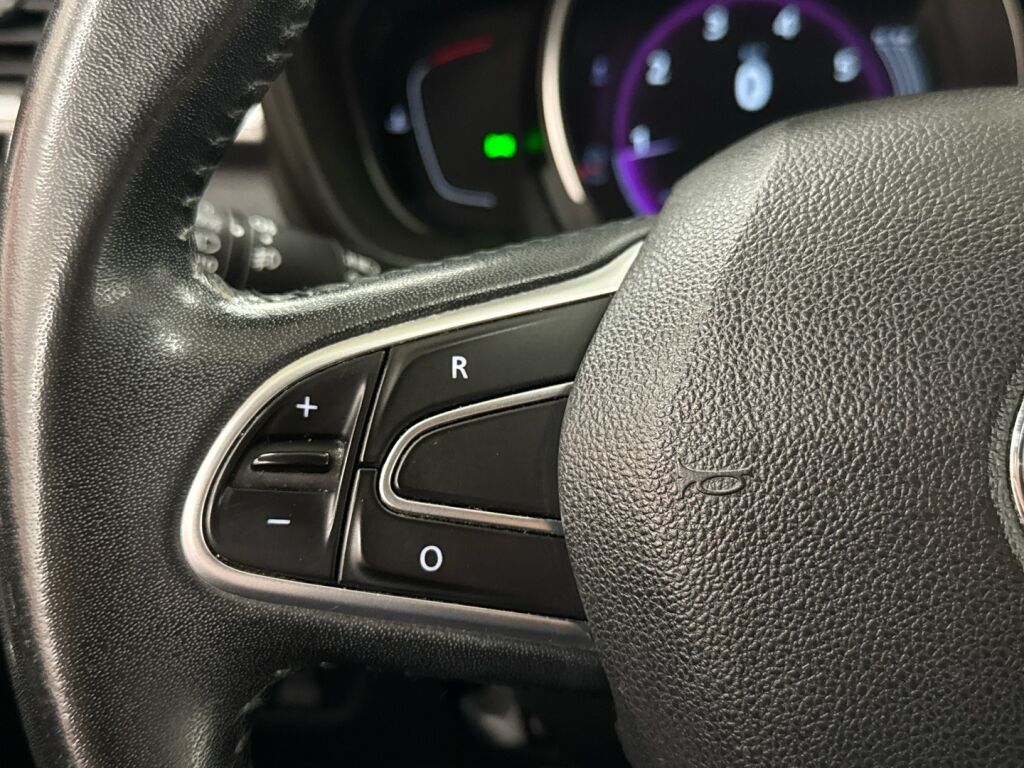 Renault Kadjar 2015 Punainen