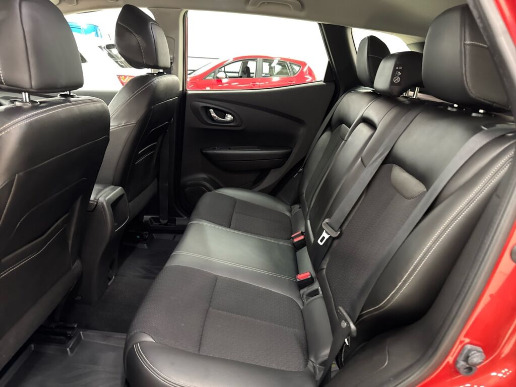 Renault Kadjar 2015 Punainen