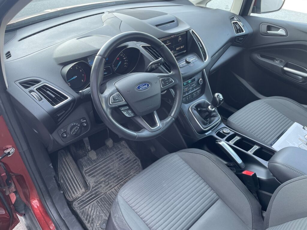 Ford C-Max 2015 Punainen