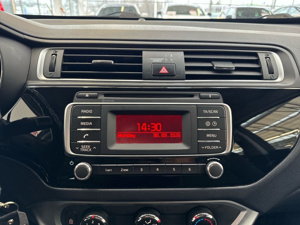 Kia Rio 2015 Ruskea (beige)