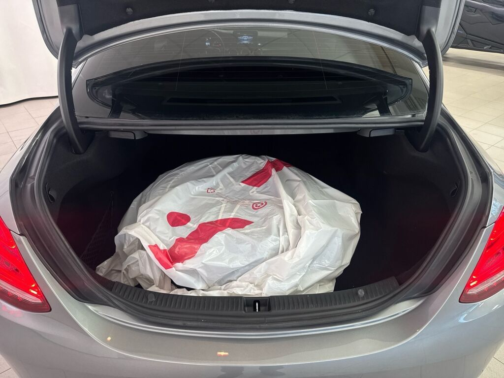 Mercedes-Benz C 2016 Harmaa