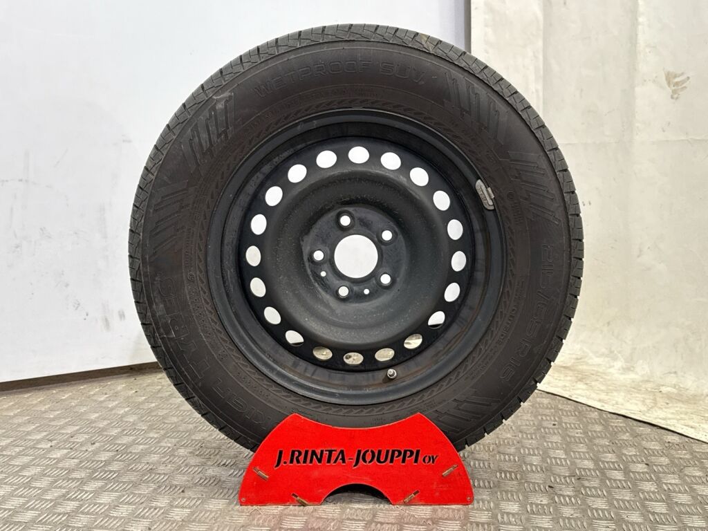 Nissan Qashqai 2015 Musta