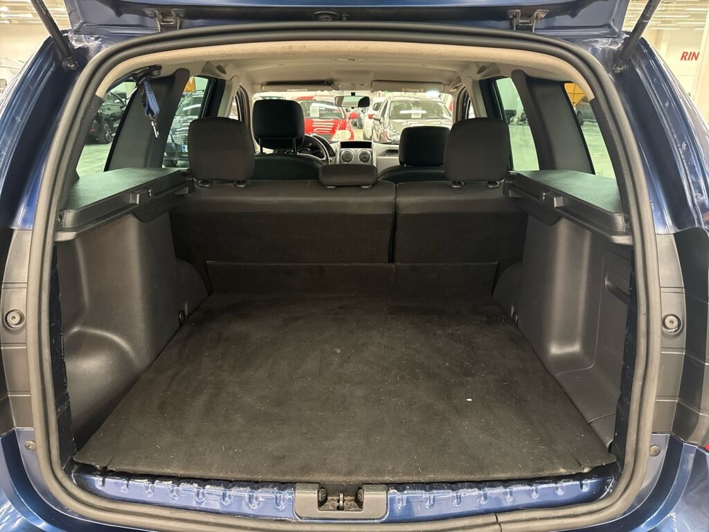 Dacia Duster 2015 Sininen