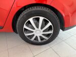 Renault Clio 2015 Punainen