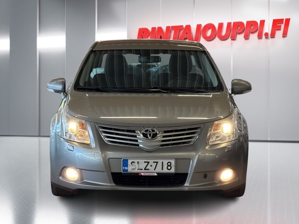 Toyota Avensis 2010 Harmaa