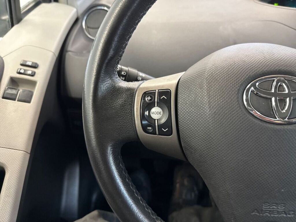 Toyota Yaris 2009 Hopea