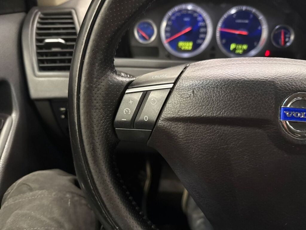 Volvo XC90 2007 Harmaa