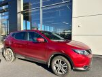 Nissan Qashqai 2017 Punainen