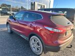 Nissan Qashqai 2017 Punainen