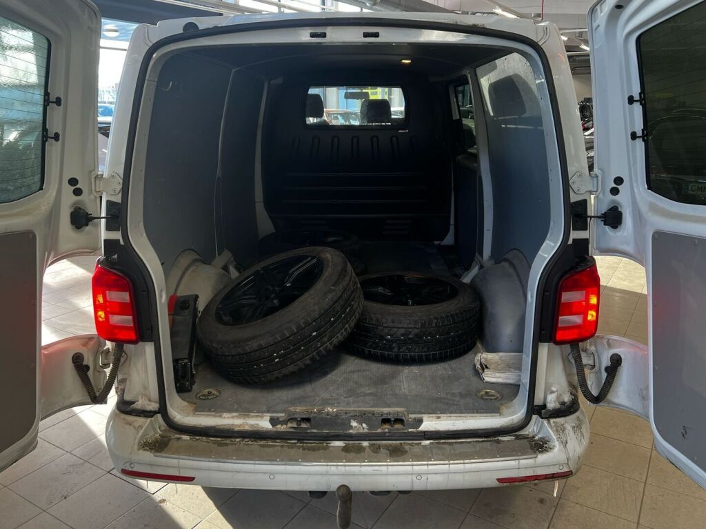 Volkswagen Transporter 2017 Valkoinen