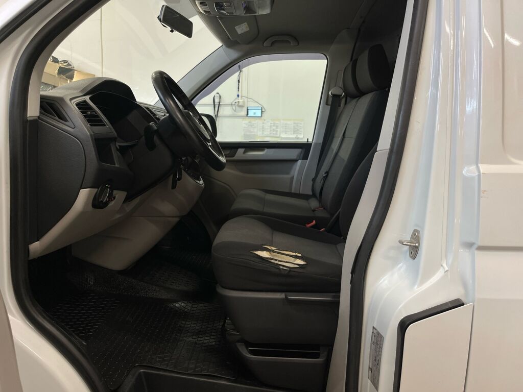 Volkswagen Transporter 2017 Valkoinen