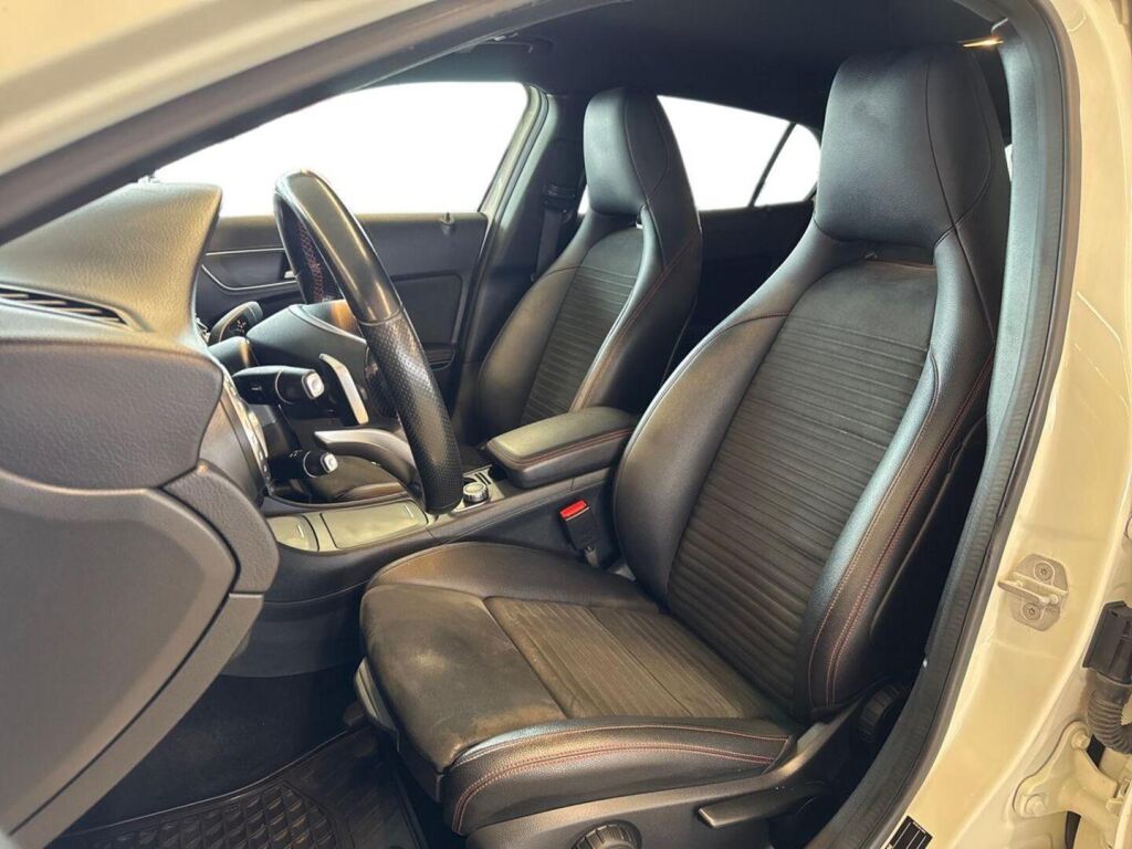 Mercedes-Benz GLA 2016 Valkoinen