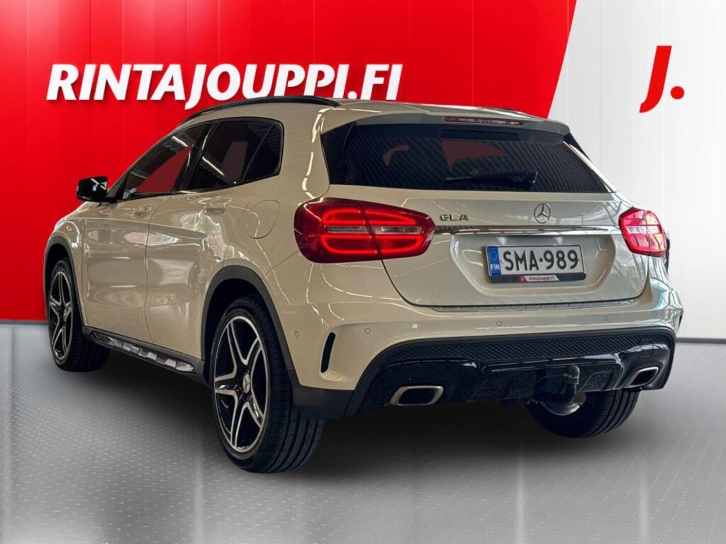 Mercedes-Benz GLA 2016 Valkoinen